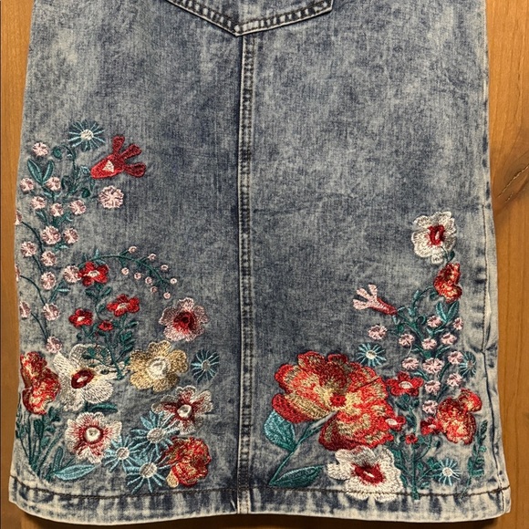 Malonacia Denim Overall Jumper Dress Womens 4 Heavily embroidered Floral Cotton - Picture 7 of 14